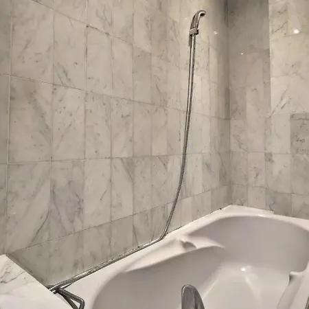 Superbe Champs Elysees Wagram Apartamento