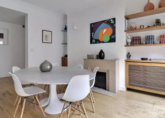 Superbe Champs Elysees Wagram アパート パリ