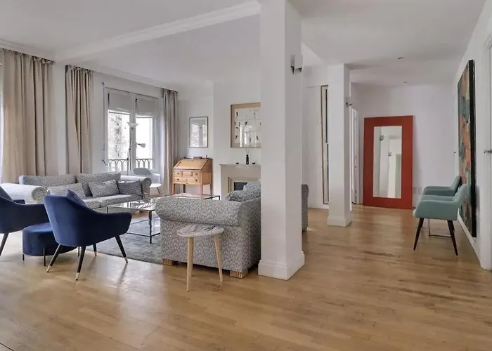 Superbe Champs Elysees Wagram * パリ