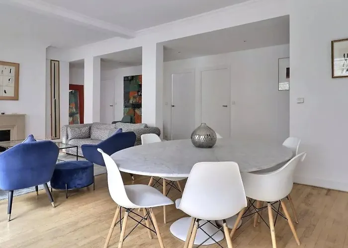 アパート Superbe Champs Elysees Wagram *