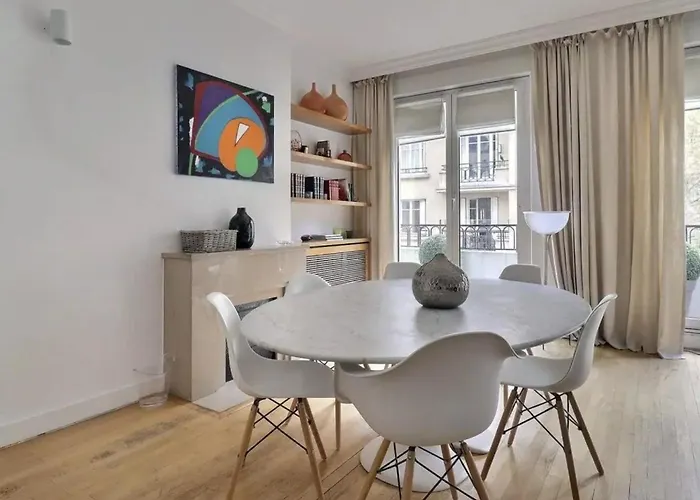 Superbe Champs Elysees Wagram *